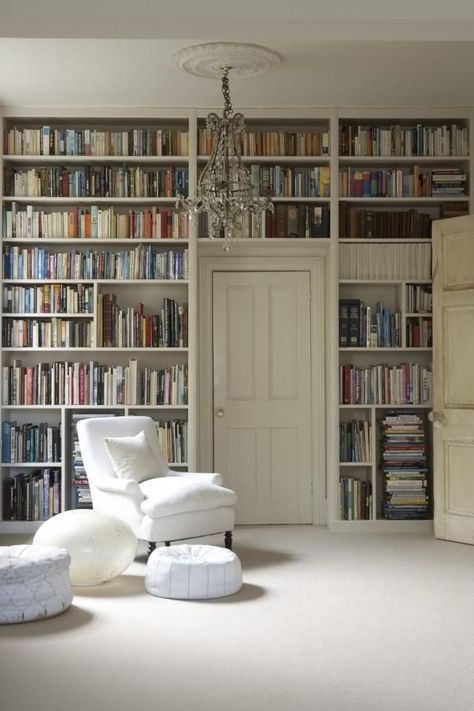 Love it! Lots Of Books, Vibeke Design, Library Bookshelves, Bookshelves Diy, Home Libraries, Home Library, Book Shelf, Reading Nook, Built Ins