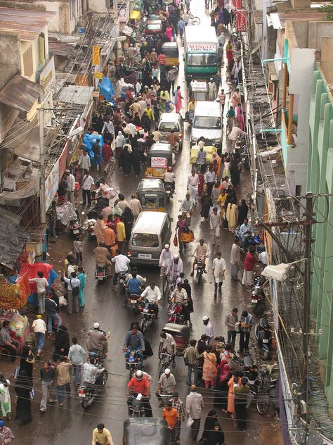 Hopefully I wouldn't get stuck in a traffic jam. #ridefolorfully Traffic Jam Photography, Indian Traffic, Traffic Photography, Jam Photography, India Photography, Traffic Jam, Modern Times, South Asia, Vacation Places