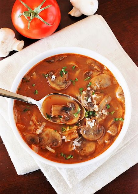 Hearty Homemade Tomato-Mushroom Soup image Best Mushroom Soup, Homemade Mushroom Soup, Meal List, French Soup, Soups Recipes, Bacon Soup, Quick Vegetarian Meals, Mushroom Soup Recipes, Bacon Tomato