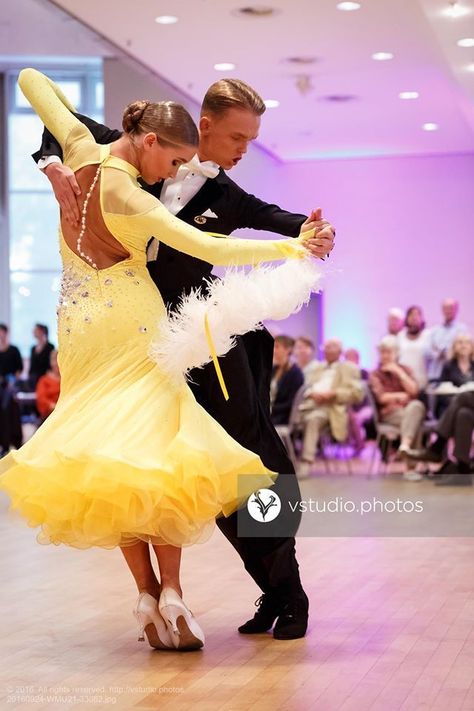 Lovely yellow ballroom dress. #ballroom #dancesport #dance Benefits Of Dancing, Dance Clothes Practice, Contemporary Dance Outfits, Ballroom Dance Photography, Dancing Ballroom, Ballroom Dance Competition, Smooth Dance, Dance Competition Dress, Dance Attire