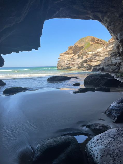 beach caves sand rocks water Beach Cave, Ocean Cave, Beach Cave Painting, Cave On Beach, Ocean With Rocks Aesthetic, Bermuda Crystal Caves, Beach Cove, Ocean Backgrounds, Desert Island