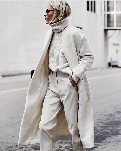 10 Stylish Scandinavian Women Outfits for Winter – LITTLE SCANDINAVIAN Mango Coats, Scandinavian Fashion, White Turtleneck, Looks Street Style, Inspiration Mode, Fashion Chic, Looks Style, Mode Inspiration, White Fashion