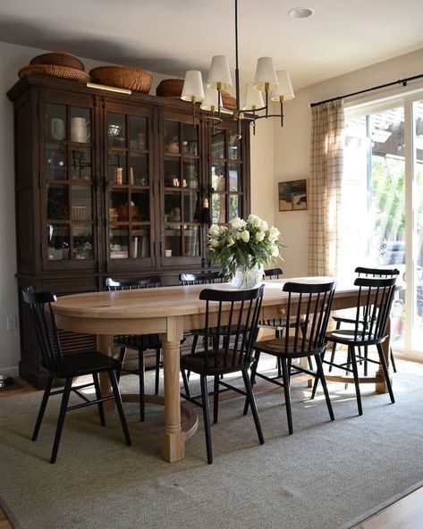 Modern Traditional Dining, Modern Traditional Dining Room, Warm Dining Room, Cottage Dining Rooms, Black Dining Room Chairs, Dining Room Hutch, Hillside House, 0 Interest, Black Dining