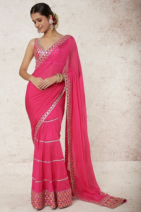 Pink Georgette Draped Saree Set Design by GOPI VAID at Pernia's Pop Up Shop 2022 Gopi Vaid, Latest Bridal Lehenga Designs, Bridal Lehenga Designs, Latest Bridal Lehenga, Draped Saree, Rani Pink, Lehenga Online, Simple Sarees, Drape Saree