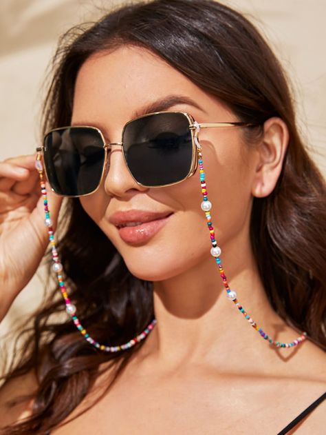 Faux Pearl Decor Beaded Glasses Chain | SHEIN USA Beaded Glasses, Beaded Sunglasses, Fashion Reading Glasses, Eyeglass Necklace, Glasses Strap, Sunglasses Strap, Bracelets Handmade Diy, Mask Necklace, Necklace Dress