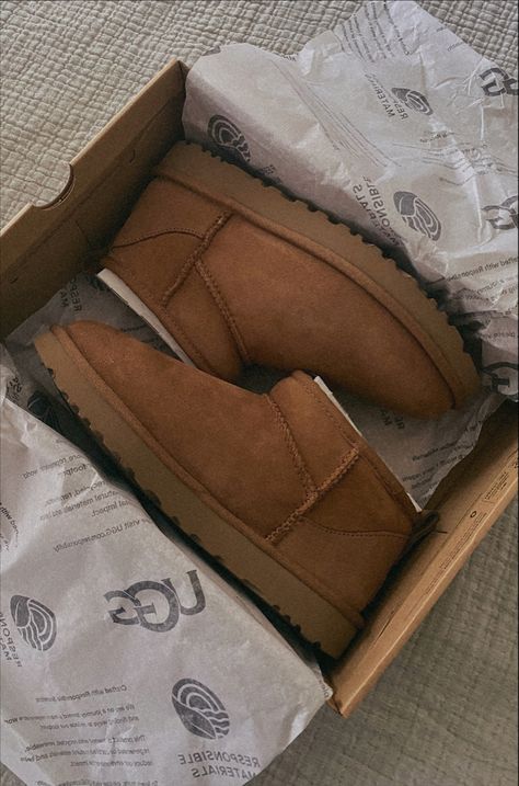 ugg ultra minis in the color chestnut in a shoe box Uggs Ultra Mini, Ultra Minis, Ugg Ultra Mini Boots, Ultra Mini Ugg, Ugg Ultra Mini, Chestnut Uggs, Shoes Ugg, Winter Fit, Aesthetic Fall