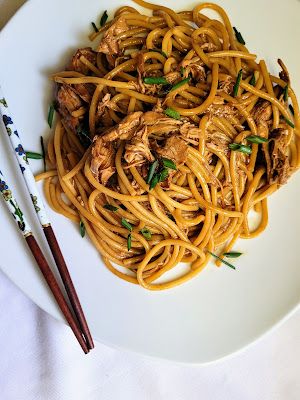 Hot and Cold Running Mom - Just my Stuff: Honey Garlic Slow Cooker Chicken and Noodles Garlic Noodles With Chicken, Honey Garlic Noodles, Slow Cooker Chicken And Noodles, Hot Honey Chicken, Noodles With Chicken, Chicken And Noodles, Running Mom, Chicken Noodles, Garlic Noodles