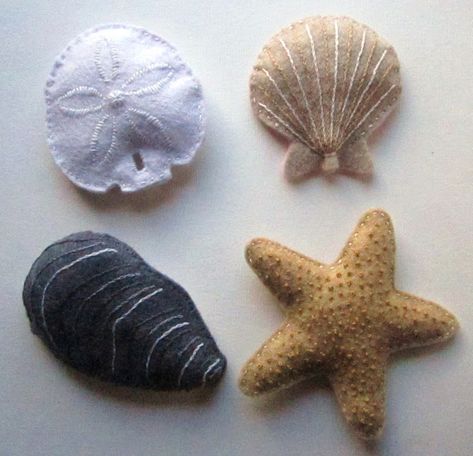 KBB Crafts & Stitches: Hand-Sewn Felt Seashells Felt Seashells, Casserole Cozy, Hand Sewn Crafts, Beach Projects, Needlework Ideas, Diy Felt Christmas Ornaments, Felt Toys Patterns, Fabric Fish, Shells Diy