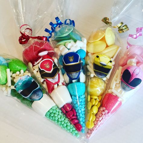 Festa Power Rangers, Power Ranger Cake, Power Ranger Birthday Party, Power Ranger Party, Power Ranger Birthday, Sweet Cones, Fire Emblem Awakening, Twin Birthday, Power Ranger