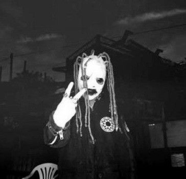 Slipknot Profile Picture, Corey Taylor Pfp, Slipknot Black And White, Slipknot Pfps, Slipknot Pfp, Slipknot Logo, Craig Jones, Mick Thomson, Slipknot Corey Taylor