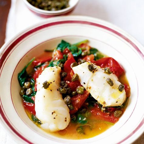 cod with spinach and tomatoes Cod With Spinach, Delicious Fish Recipes, Cod With Tomatoes, Spinach Benefits, Ideas For Dinner, Fish Varieties, Meat Products, Easy Fish Recipes, Fish Recipes Healthy