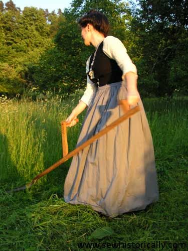 Edwardian Haymaking With The Scythe Blue Cotton Skirt, Victorian Aesthetic, Victorian Clothing, Historical Costume, Historical Dresses, Fantasy Fashion, Historical Clothing, Historical Fashion, Victorian Era