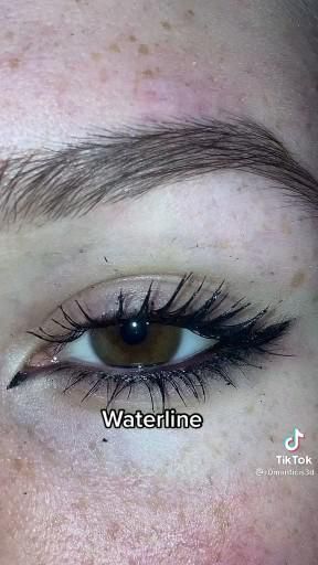 Makeup Pinterest, Subtle Makeup, Makeup Tutorial Eyeliner, Swag Makeup, Smink Inspiration, Eyeliner Makeup, Pinterest Makeup, Emo Makeup, Makijaż Smokey Eye