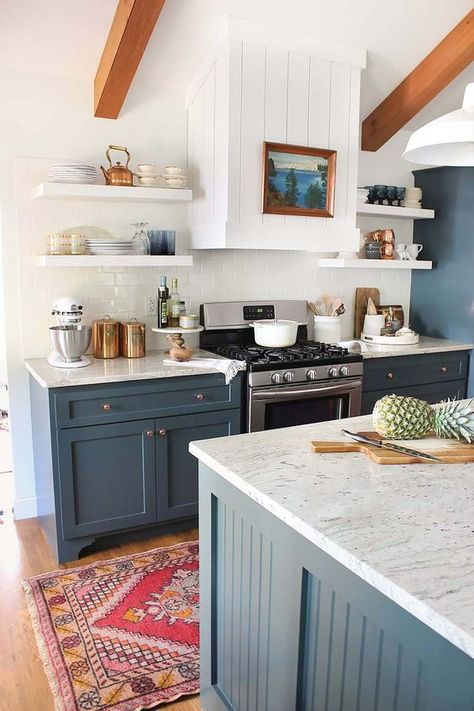 Kitchen renovation with blue cabinets and persian rug #kitchen Blue Kitchen Cabinets, Kabinet Dapur, Farmhouse Kitchen Cabinets, Decor Ikea, Kitchen Colour Schemes, Blue Cabinets, Classic Kitchen, Modern Farmhouse Kitchens, Blue Kitchens