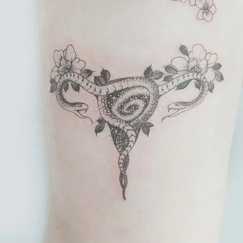 Uterus Tattoo, Womb Tattoo, Uterus Art, Places To Get Tattoos, Feminist Tattoo, Tattoo Female, Ribbon Tattoos, Leo Tattoos, Female Power