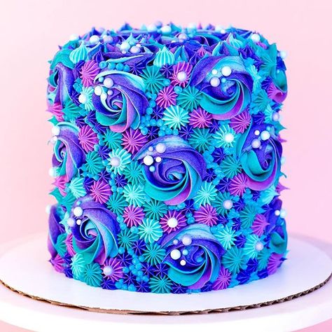 Blackberry Cake, Purple Cake, Wilton Cake Decorating, Cupcakes Decorados, Cake Blog, Wilton Cakes, Mermaid Cakes, Crazy Cakes, Cute Birthday Cakes