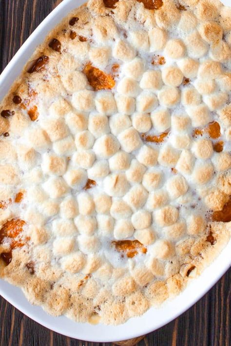 Potato Casseroles, Sweet Potato Casserole With Marshmallows, Marshmallow Topping, Leftover Casserole, Sweet Potato Thanksgiving, Boiling Sweet Potatoes, Veggie Side, Southern Dishes, Baked Casserole