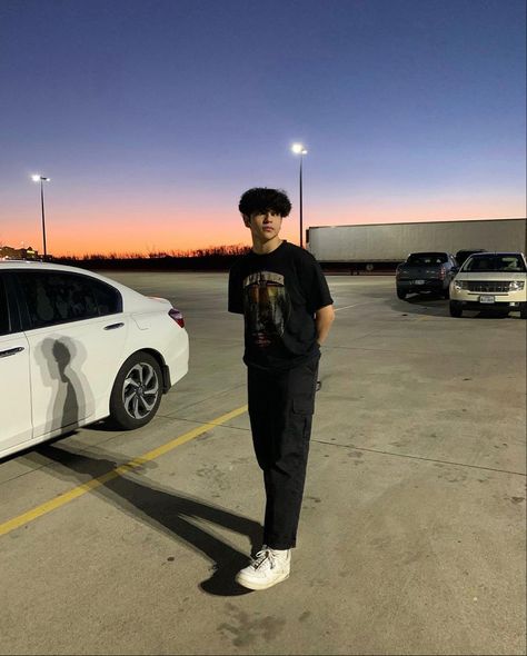 skater clothes indie boy soft boy baggy clothes style aesthetic pic inspo skater guy parking lot picture street wear cargo pants harley davidson Car Park, Street Wear Cargo Pants, Clothes Style Aesthetic, Baggy Clothes Style, Skater Clothes, Skater Guy, Indie Boy, Trendy Boy Outfits, Style Aesthetic