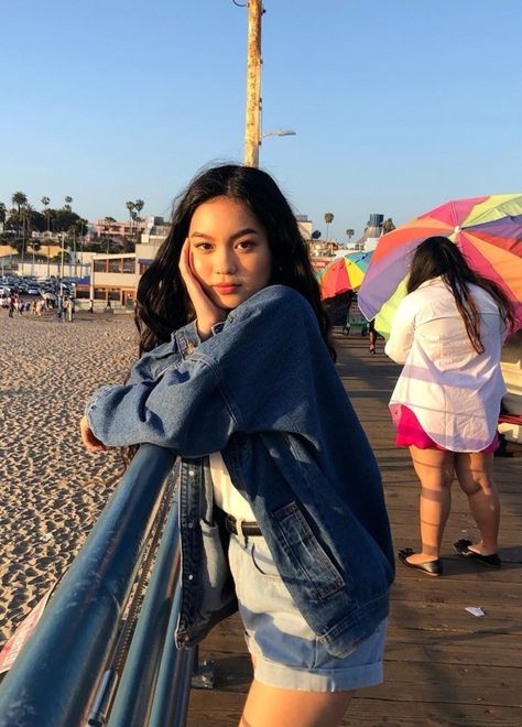 Jessica Vu, Dark Hair Makeup, American Teen, Beach Date, Cute Selfies Poses, Asian American, Artist Style, Instagram Inspiration, New Video