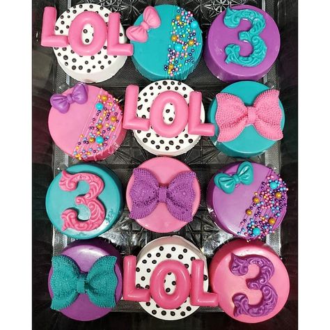 Lol Surprise Birthday Treats, Lol Doll Cupcakes, Lol Surprise Cookies, Lol Surprise Cupcakes, L O L Surprise Party, Surprise Cookies, Surprise Cookie, Suprise Birthday, Kids Birthday Party Cake