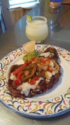 I enjoy the blend of green chile and cheese. In this recipe it takes your steak south of the border for an authentic Mexican Steak. No visa or passport required! Healthy Bacon Recipes, Mexican Steak, Roasted Green Chili, Broiled Steak, Steak Breakfast, Recipes With Ingredients, Authentic Mexican Recipes, Cheese Stuffed Peppers, Mexican Dessert