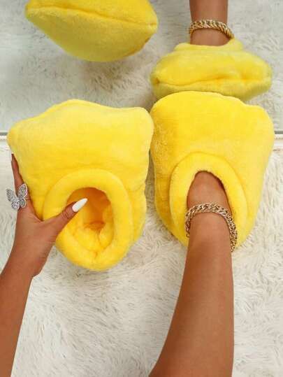 Cute Animal Slippers, Character Slippers, Duck Things, Duck Slippers, Novelty Slippers, Cool Slippers, Yellow Slippers, Funny Slippers, Lucky Ducky