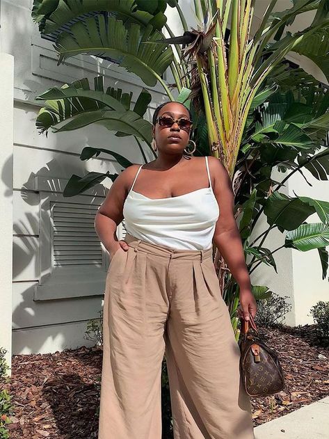 Plus Size Neutral Outfit Summer, Plus Size Outfits Aesthetic, Curves Outfit, Spring Outfits Plus Size, Plus Outfits, Plus Size Aesthetic Outfits, Plus Size Spring Outfits, Body Plus Size, Simple Spring Outfits