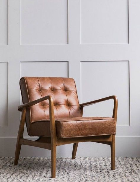 Brown Leather Chair, Leather Living Room Furniture, Brown Leather Armchair, Furnitur Ruang Keluarga, Mid Century Living Room, Mid Century Modern Living, Mid Century Armchair, Brown Living Room, Retro Furniture