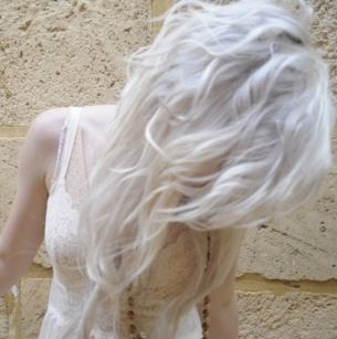 Hair Colors Ideas, Living Vintage, Vintage Prom, Platinum Hair, Hairstyle Gallery, Scene Hair, Hair Envy, Hair Today, Silver Hair