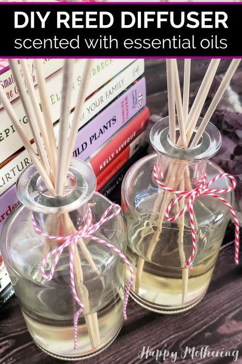 Reed Diffuser Recipe, Reed Diffuser Diy, Diy Reed Diffuser, Make Your House Smell Amazing, Homemade Reed Diffuser, Diy Essential Oil Diffuser, Diffuser Diy, Make Your Home Smell Amazing, Essential Oil Reed Diffuser