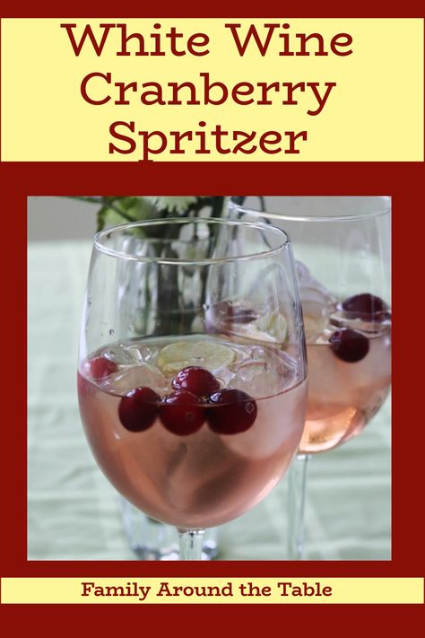 Christmas Wine Spritzer Holiday Drinks, White Wine Cranberry Sangria, White Wine Christmas Drink, Wine Spritzer Recipe Holidays, Red Wine Spritzer Recipe, Christmas Wine Punch Recipes, Easy Wine Cocktails, Thanksgiving Wine Spritzer, Wine Punch Recipes Easy