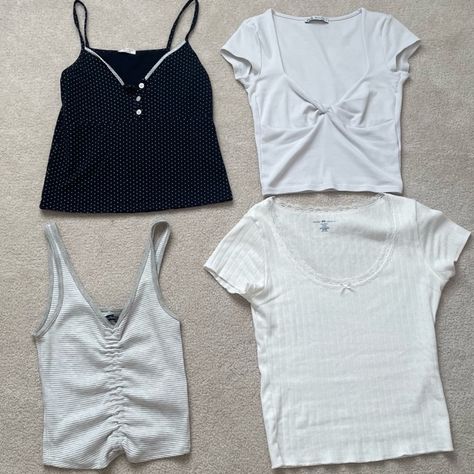 Brandy Melville Outfits Aesthetic, Brandy Fits, Brandy Melville Outfits, Urban Outfitters Clothes, Downtown Outfits, Casual Preppy Outfits, Outfit Inspo Casual, Italian Outfits, Trendy Clothing