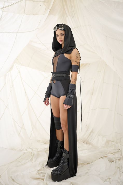 Sci Fi Rave Outfit, Festival Halloween Outfit, Chani Dune Costume, Midnight Mafia Rave Outfit, Lost Lands Rave Outfits, Dystopian Rave Outfits, Attending A Fashion Show Outfit, Dune Halloween Costume Women, Burning Man Halloween Costume