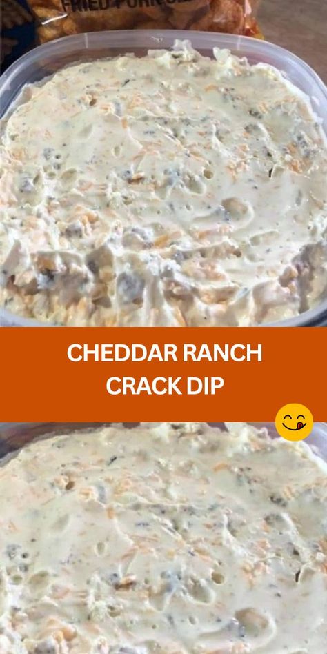 Cheddar Ranch Crack Dip - Who doesn't love a good dip to accompany their favorite snacks? Whether it's movie night, a casual get-together, or simply craving something savory, d... Ranch Dip Recipe Sour Cream, Homemade Chip Dip, Bacon Ranch Dip, Ranch Dip Recipe, Healthy Cheesecake, Easy Dips, Dip Recipes Easy, Snack Dip, Ranch Dip