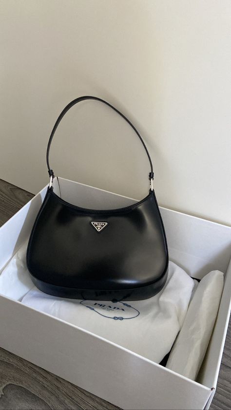 Prada Handbags Aesthetic, Prada Shoulder Bag Outfit, Classy Bags For Women, Designer Bags Aesthetic, Prada Bag Aesthetic, Prada Cleo Bag, Aesthetic Handbags, Handbags Aesthetic, Classy Handbags