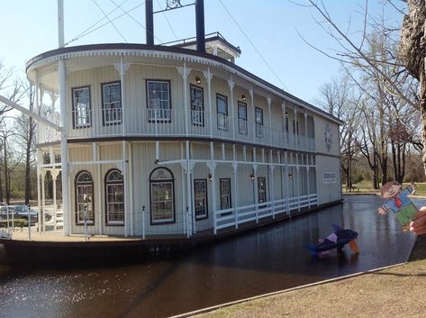 River Road Queen Welcome Center (Greenville) - 2018 All You Need to Know Before You Go (with Photos) - TripAdvisor Steamboat Restaurant, Greenville Mississippi, Paddle Boats, Paddle Wheel, Welcome Center, Mississippi Delta, River Road, Old Boats, Paddle Boat