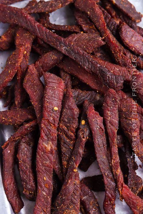 Smoked Beef Jerky Marinade, Smoked Venison Jerky Recipe, Beef Jerky Smoker, Smoked Beef Jerky Recipe, Beef Jerky Marinade Recipe, Smoker Beef Jerky, Smoked Jerky Recipes, Smoker Jerky Recipes, Air Fryer Beef Jerky