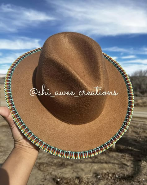 Beaded Hats Native American Patterns, Beaded Hat Brim Patterns, Beaded Cowgirl Hat, Hat Beading, Beaded Hat Brim, Diy Hat Stand, Beaded Clothes, Bead Hat, Beaded Caps