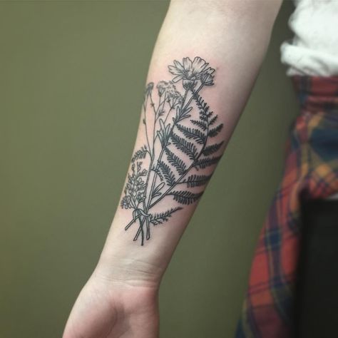 Fern, yarrow, lilac, and stiff tickseeds flower for Mollie, thank you! #tattoo #botanical #botanicaltattoo #botanicalillustration #fern #lilac #yarrow #blackwork #linework #lineworktattoo #ladytattooers #girlswithtattoos #philadelphia #eastfalls Ferns Tattoo, Botanical Tattoo Sleeve, Wildflowers Tattoo, Lilac Tattoo, Flower Bouquet Tattoo, Fern Tattoo, Leaf Tattoo, Wildflower Tattoo, Bouquet Tattoo