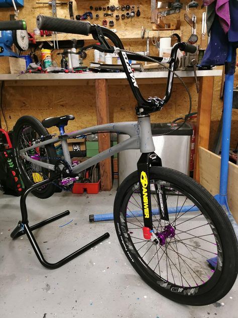 C90 Honda, Bmx Street, Bicycle Mountain, Bmx Racing, Bicycle Mountain Bike, Racing Bike, Bmx Bikes, Racing Bikes, Custom Bikes