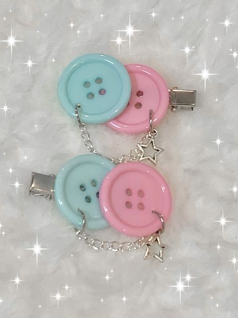 Button Hair Clips, Decora Kei Accessories, Hairclip Aesthetic, Cute Hairclips, Pink And Blue Aesthetic, Puppy Space, Harajuku Accessories, Dark Decora, Uchuu Kei