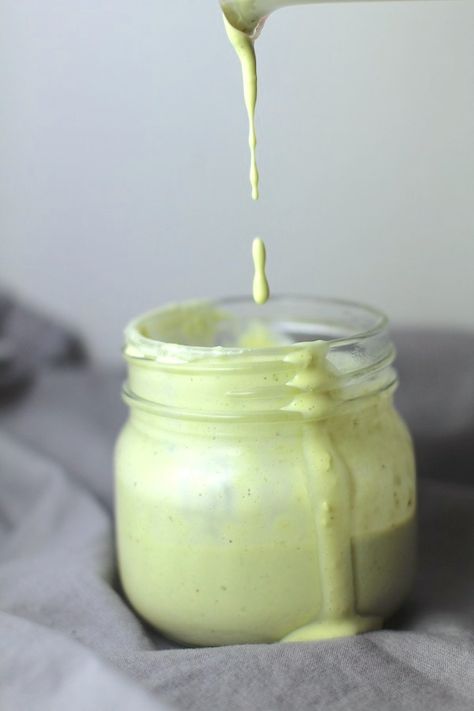 Creamy Basil Dressing, Greek Yogurt Dressing, Lemon And Honey, Yogurt Chicken, Yogurt Dressing, Basil Sauce, Creamy Pesto, Vegan Yogurt, Lemon Basil