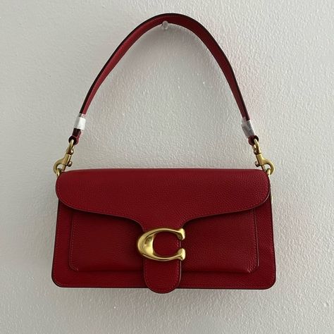 Coach Tabby Red Coach Tabby, My Style Bags, Luxury Bags Collection, Handbag Essentials, Red Purse, Women Purse, Girly Bags, Red Bag, Fancy Bags