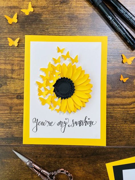 Butterflies Paper, Paper Sunflowers, Sunflower Cards, Greeting Card Craft, Paper Flower Crafts, Flower Craft, Bday Cards, Paper Butterflies, Fall Craft