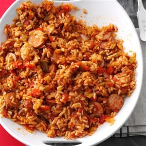 Sausage Spanish Rice Recipe from Taste of Home Recipe With Olives, Rice With Sausage, Spanish Rice Recipe, Dump Dinners, Slow Cooked Pork, Easy Brunch Recipes, Spanish Rice, Kielbasa, Slow Cooking