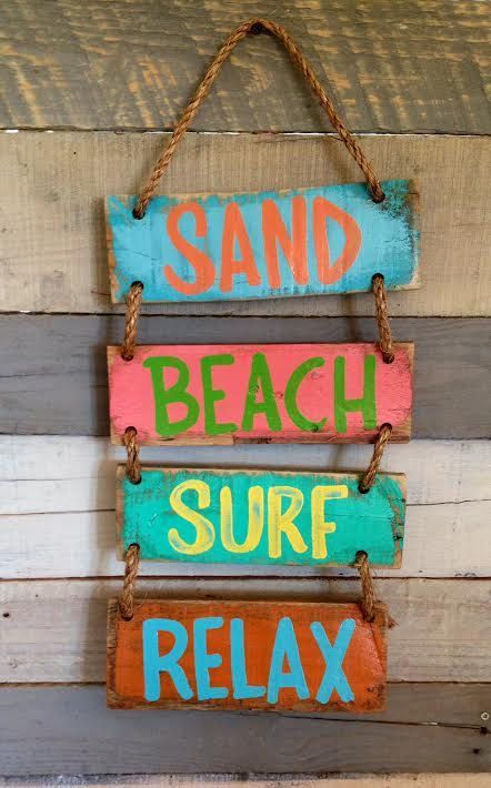 1000+ ideas about Beach Signs on Pinterest | Beach Rules, Nautical ... Tropisk Fest, Deco Surf, Decor Marin, Fest Temaer, Beach Room, Pallet Crafts, Beach Bedroom, Beach Surf, Pallet Signs