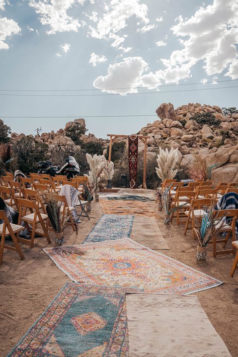 Wedding Boho Aesthetic, Boho Rug Walkway Wedding, Desert Vibes Wedding, Rugs In Wedding, Rugs Boho Wedding, Diy Desert Wedding, Desert Wedding Altar, Outdoor Wedding Ideas Boho, Southwestern Boho Wedding