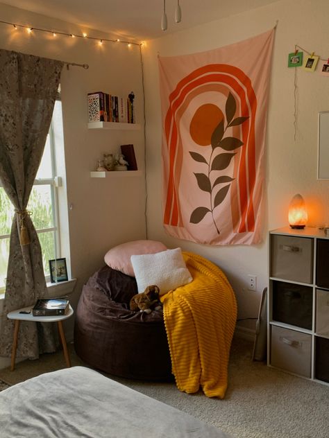 Beanbags In Living Room, Small Reading Nook Cozy Corner Book Shelves, Stuff To Put In The Corner Of Your Room, Bedroom Bean Bag Corner, Dorm Room Beanbag, Cool Corner Room Ideas, Cozy Beanbag Corner, Beanbag Corner Ideas, Small Corner Room Decor