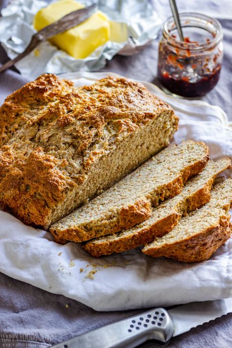 Irish Brown Bread, Brown Bread Recipe, Irish Bread, Traditional Irish Soda Bread, Instant Pot Yogurt, Irish Recipes Traditional, Irish Soda Bread Recipe, Irish Soda, Brown Bread