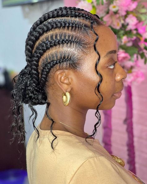 Back Lines Braids For Black Women, Simple Hair Lines For Black Women, Lines Braids For Black Women, Braid Lines For Black Women, Big Lines Hairstyles African, Hairstyles Lines Braids, Different Plaits Hairstyles, Line Braids Hairstyles For Black Women, Hair Styles Lines Braids